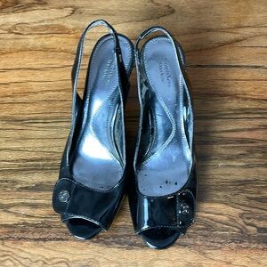 vera wang black slingback heels size 7.5